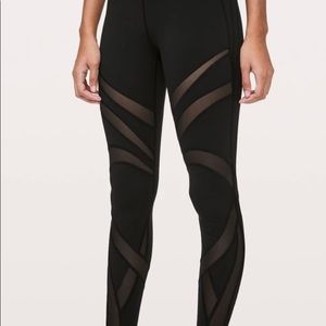 Lululemon Wunder Under HR